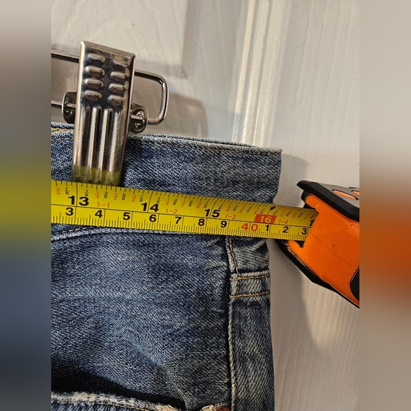 Citizens Of Humanity Blue Jean Shorts Distressed Mid-Length - Picture 5 of 9